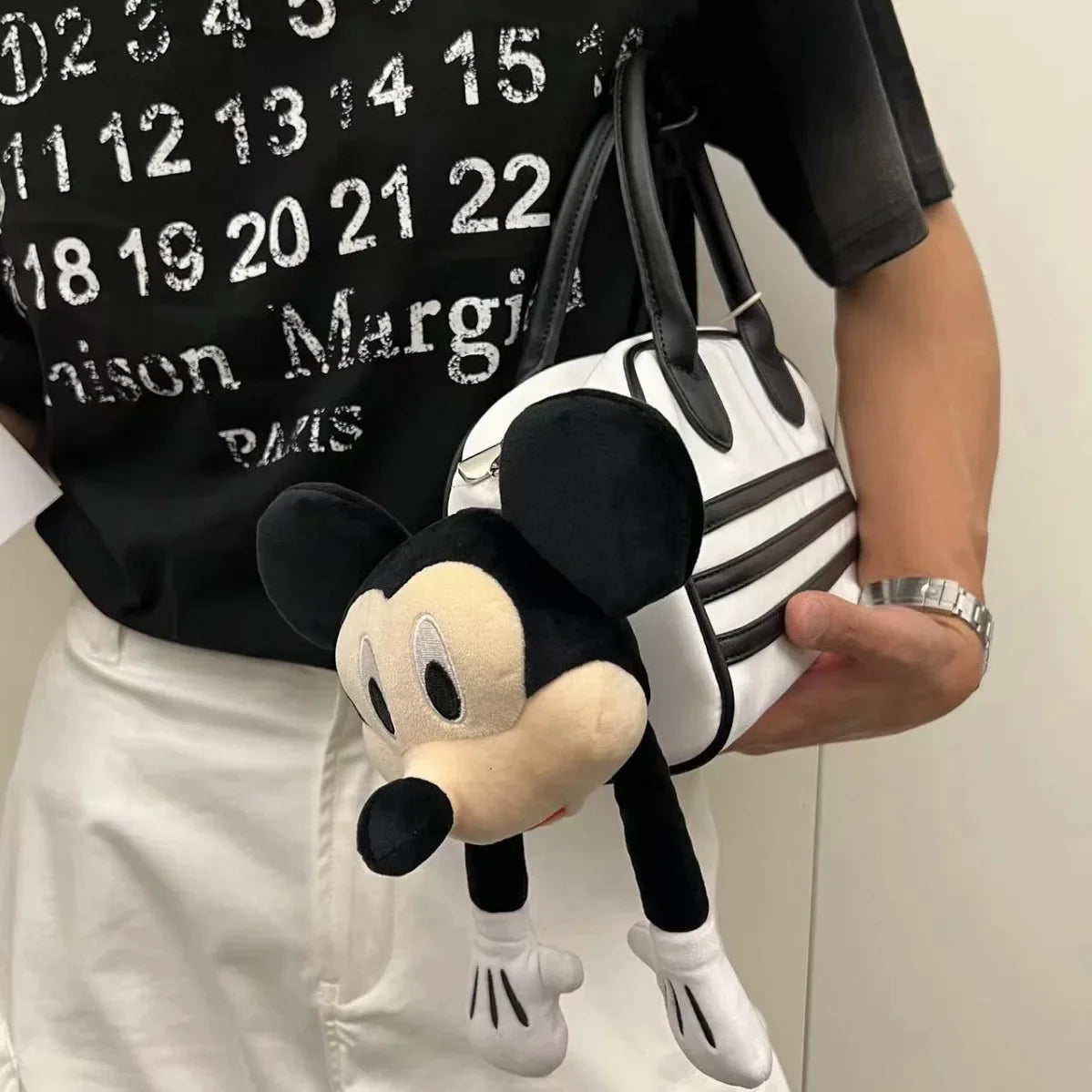Disney Purses and Handbags Mickey Dolls Shoulder Bag High-capacity Crossbody Bags for Women Cute Cases Korean Fashionable Pouch