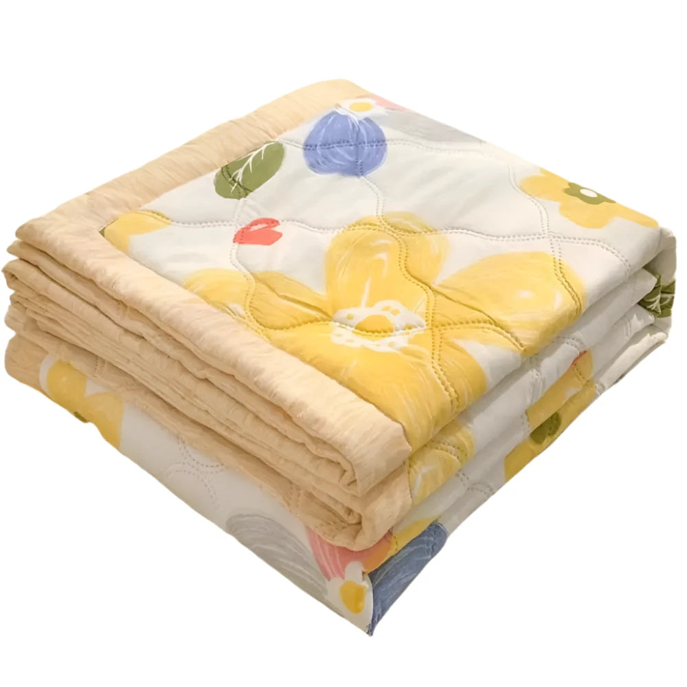 Hemasa  Cute Washable Printed Summer Quilt Soft Comfortable Thin Wadding Blanket