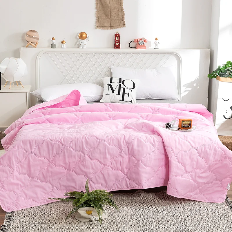 Hemasa  Silk  Thin Quilt Summer Blanket  Single/Queen/King