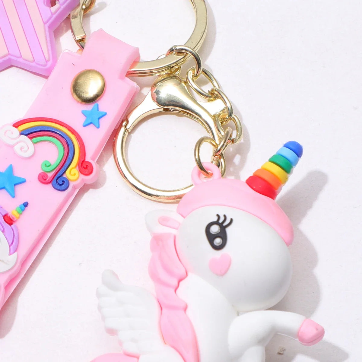 Creative Cute Little Rainbow Cartoon Unicorn Key Chain for Men and Women, Car Bag Pendant, Small Gifts