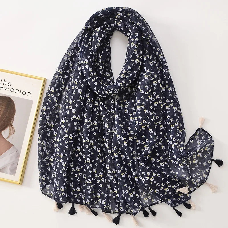 Elegant Woman Shawl Fashion Design Tassel Cotton Scarf Muslim Hijab Scarfs Floral Print Ladies Scarves For Beach Party Bandana
