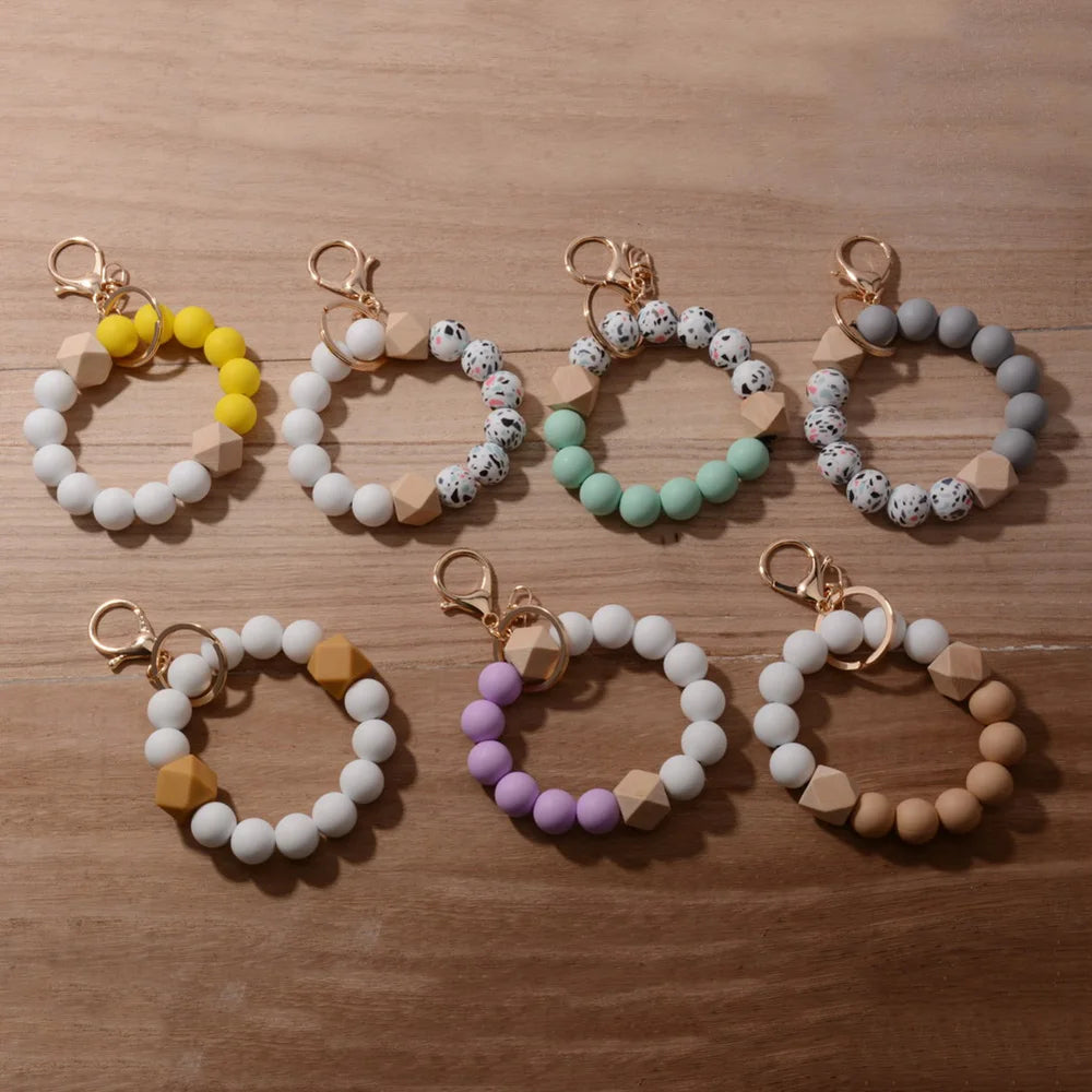 New Design Luxury Camouflage Silicone Bead Wrist Keychain Women Wood Bead Bracelet Keyrain For Car Keys Bag Pendant Friends Gift