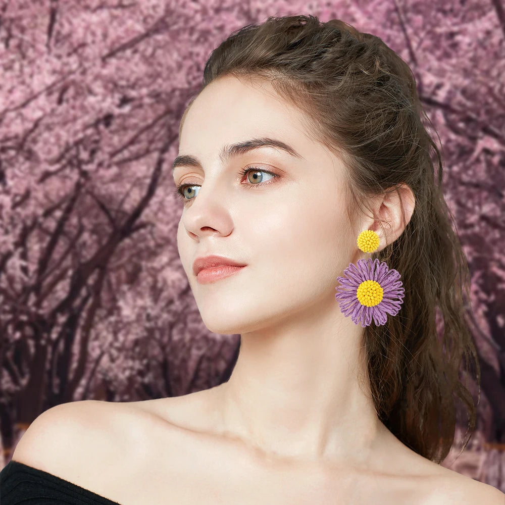 Colorful Sun Flower Raffia Bead Earrings For Women Girl Handmade Bohemian Rattan Knit Earrings Summer Party Jewelry Gifts