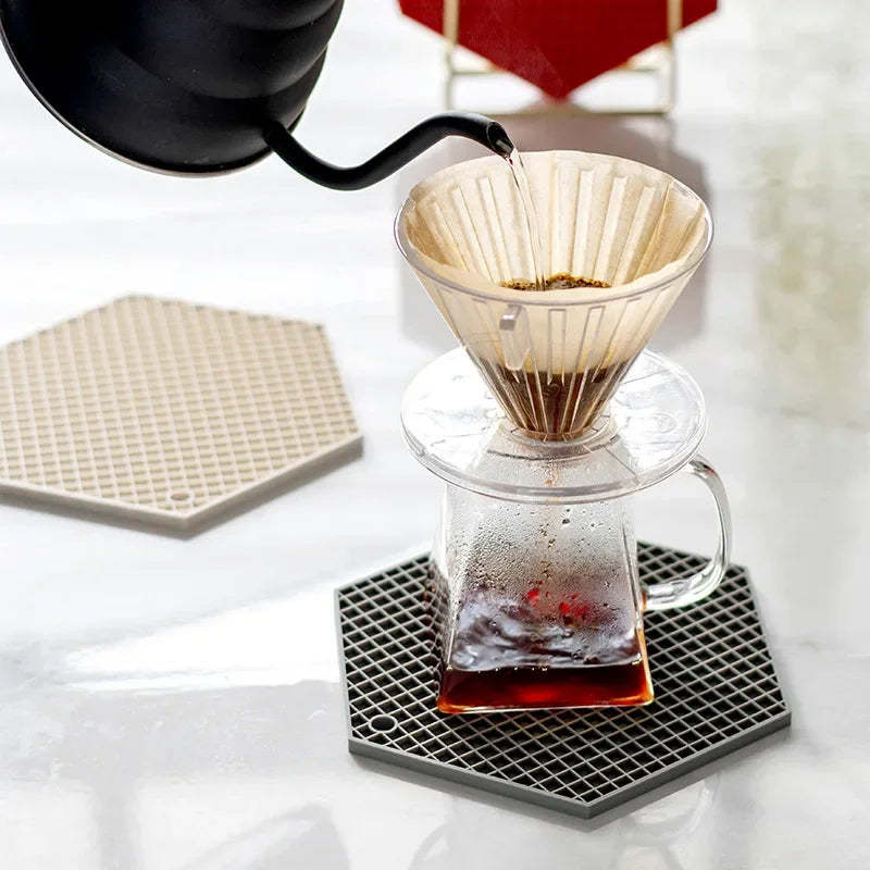 Hemasa 4Pcs Heat Resistant Silicone Mat Drink Cup Coasters / Insulation Non Slip Pot Holders