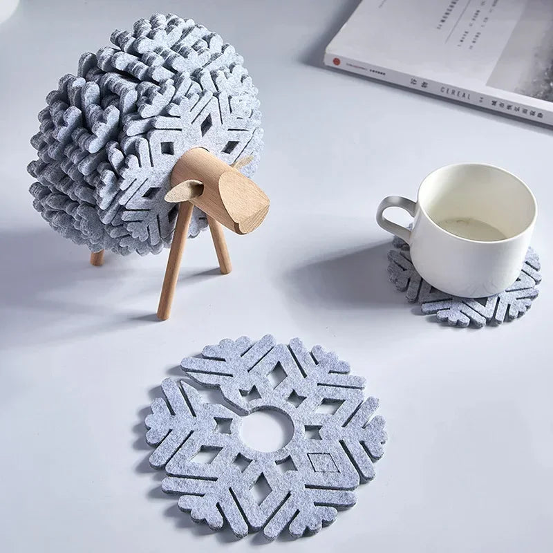 Hemasa Cartoon Felt Coaster Sheep Shape Non-Slip Coaster High Temperature Insulation Circular Coaster Creative Styling Decoration