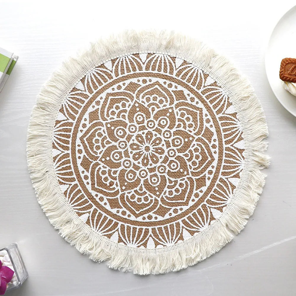 Hemasa Elegant Jute Placemats With Tassels