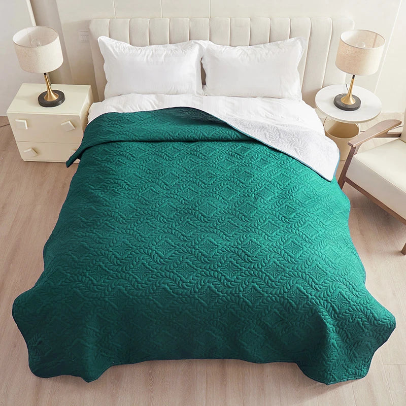 Dirt-Proof Bedspread Waterproof Dog Bed Cover Pet Blanket for Furniture Bed Protector Couch Cover for Dogs Cats Non-Slip Backing