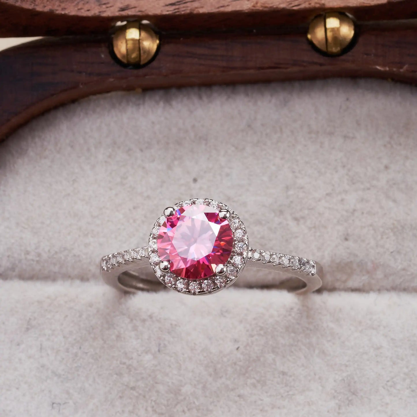 Hemasa 1ct Pink Color 6.5mm Moissanite Ring 925 Sterling Silver Engagement Wedding Rings for Women Jewelry with Certificate
