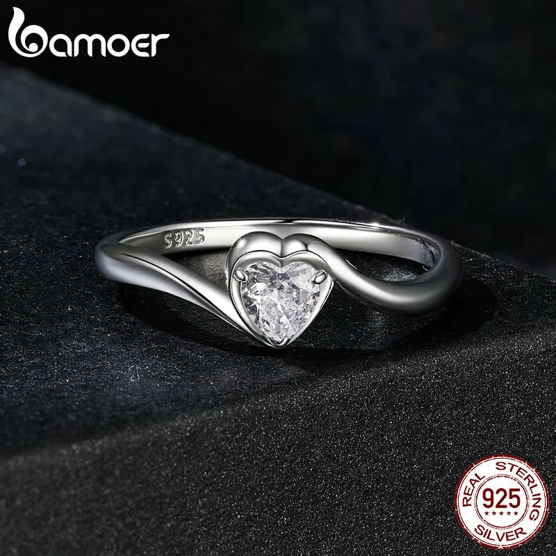 BAMOER White Gold Plated Heart-shaped Moissanite Solitaire Engagement Ring for Women, 925 Sterling Silver VVS1 Wedding Band