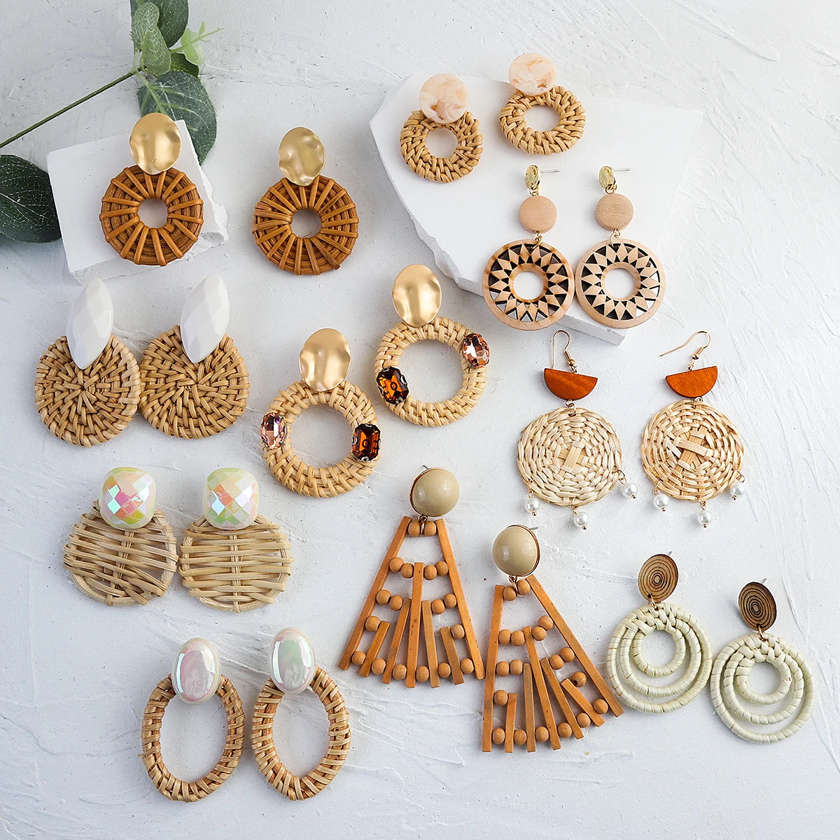 Hemasa Bohemia Handmade Wooden Drop Earrings /Vintage Straw Weave Rattan Vine Braid Round Wood Geometric Earrings