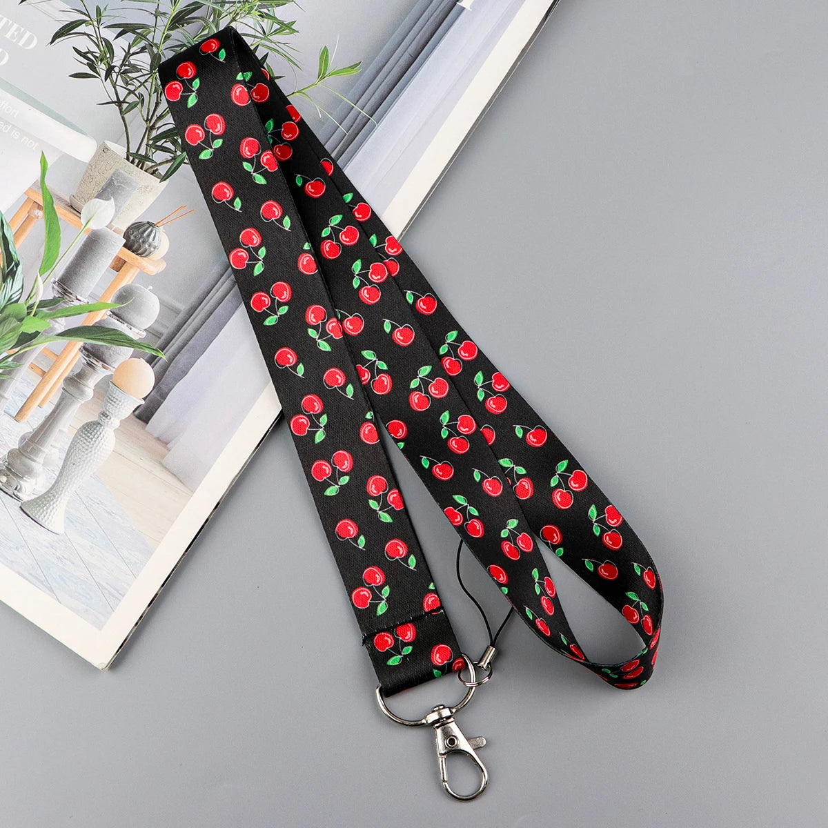 Strawberry Cell Phone Lanyard Neck Strap Hanging Lanyards for Keys ID Card Employee Card Badge Holder Leaf Neck Strap