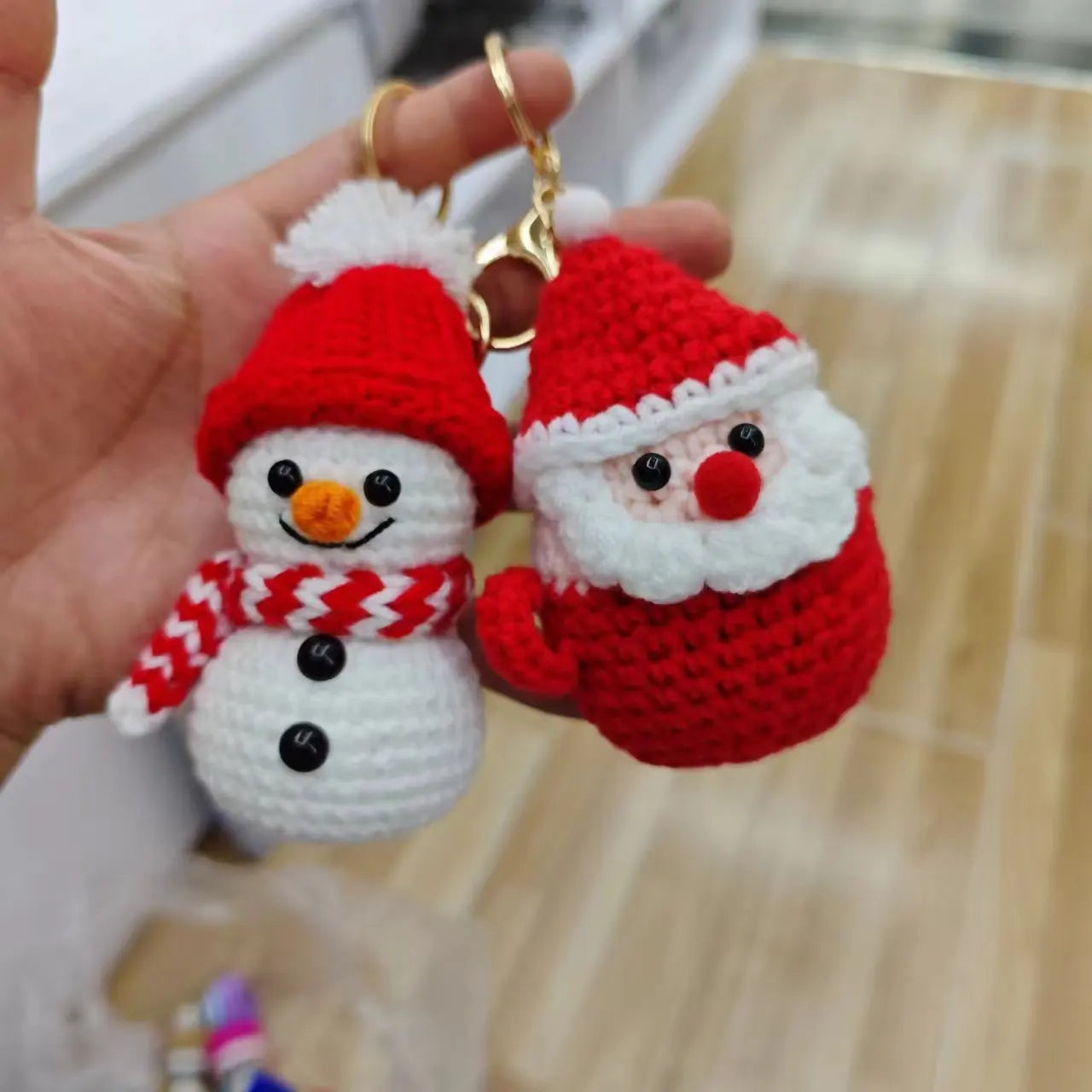 Hemasa Crochet Christmas Snowman Key ring /Knitting Christmas Key Chain for Girls
