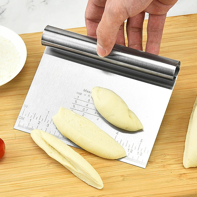 Gold Noodle Cutter Stainless Steel Pastry Dough Cutter Craper with Scale Measurements for Baking Vegetable Toast Sausage