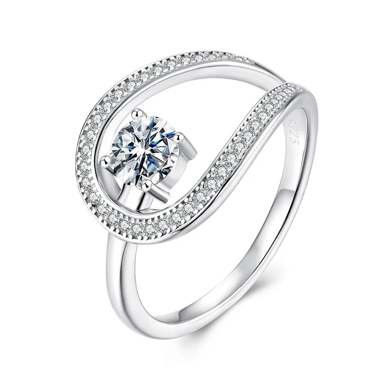 BAMOER Moissanite Wedding Stylish Circle Band Ring, 925 Sterling Silver Rings with Gold Plated Engagement Anniversary Ring