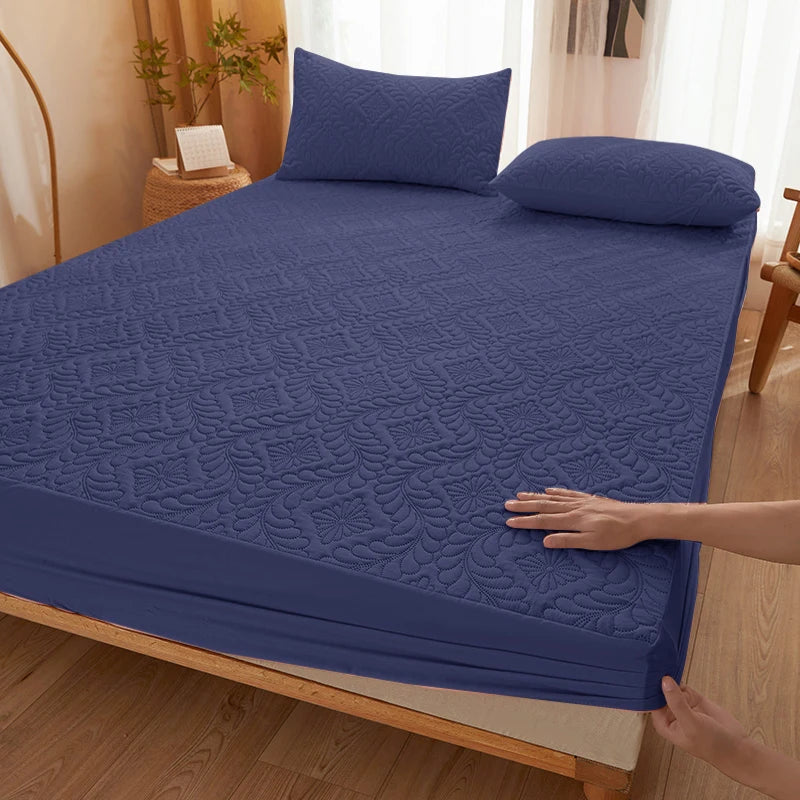 Waterproof Mattress Pad Queen King Mattress Protector Thick Mattress Cover Quilted Fitted Sheet Bed Pad Cover ( No Pillowcase)