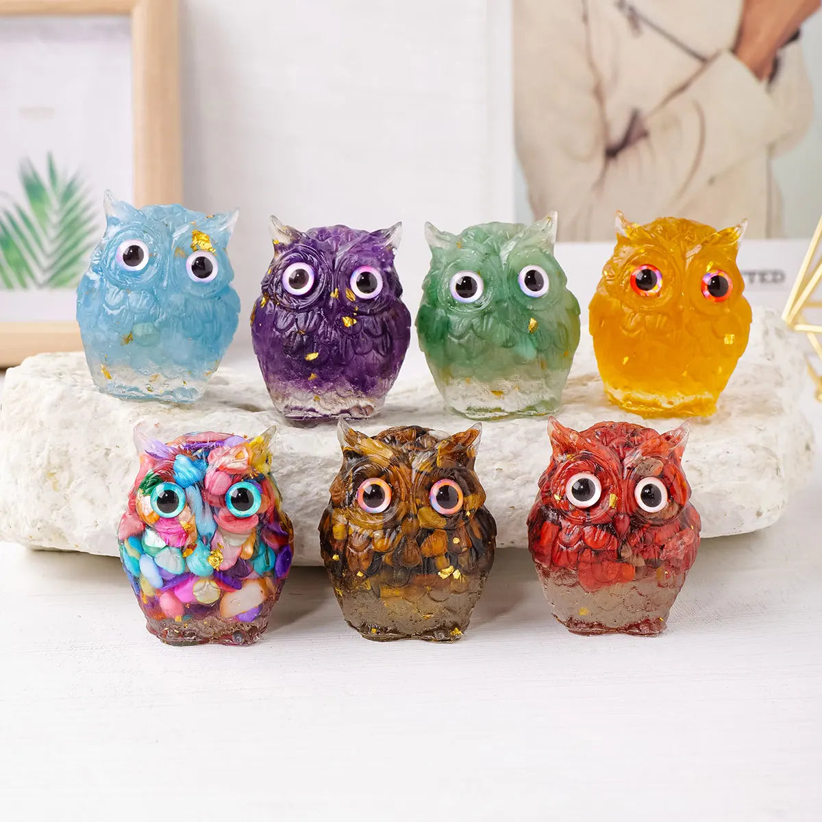 1PC Natural Crystal Macadam Owl Mini Resin Drops Cute Animal Image Reiki Healing Desktop Home Decor Crystal Crafts Small Decor