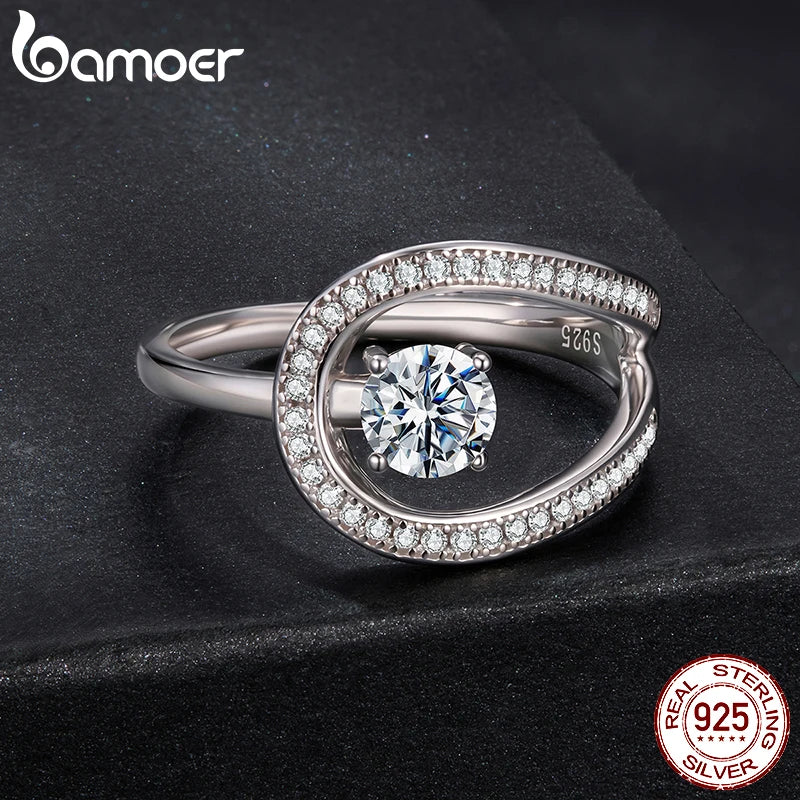 BAMOER Moissanite Wedding Stylish Circle Band Ring, 925 Sterling Silver Rings with Gold Plated Engagement Anniversary Ring