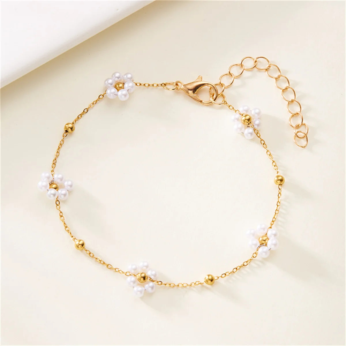 Fashion Imitation Pearl Crystal Beads Flower Bracelets For Women Elegant Simple Floral Chain Bracelet Bangle Friendship Jewelry