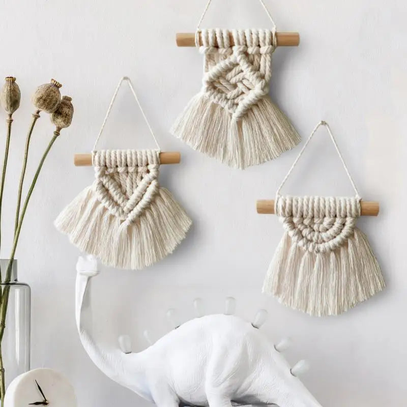 Bohemia Handwoven Macrame Tapestry with Tassels Bedroom Living Room Hanging Decorations Farmhouse Decoration Accessories