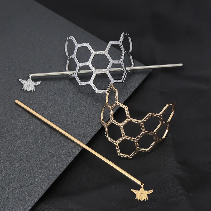 Tejesa Honeycomb Hairpin Bee Twist Headwear Honeycomb Hair Fork MetalHair Bun Cage With Stick For Women Girls, Ideal Choice for Gifts