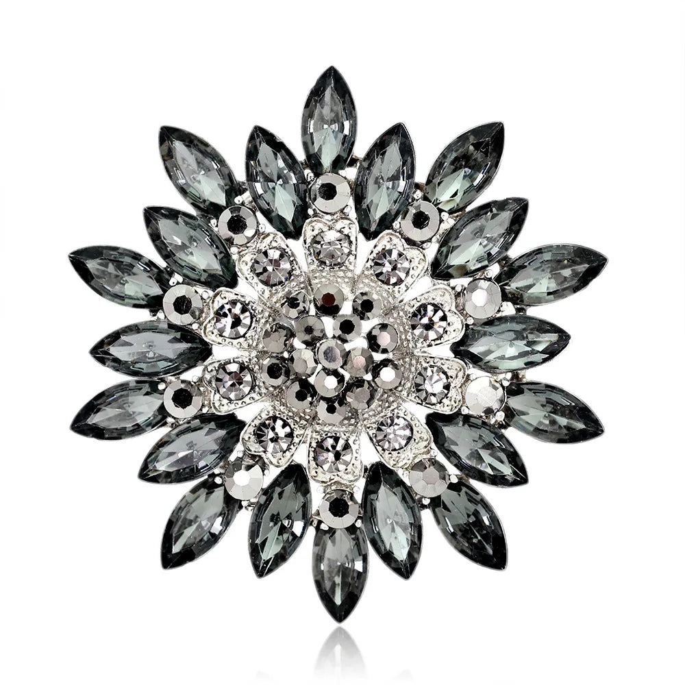 Sunflower Women's Brooch Jewelry New Fashion Retro Fashion Flower Brooch Crystal Rhinestone Jewelry Wedding Date Party Gifts