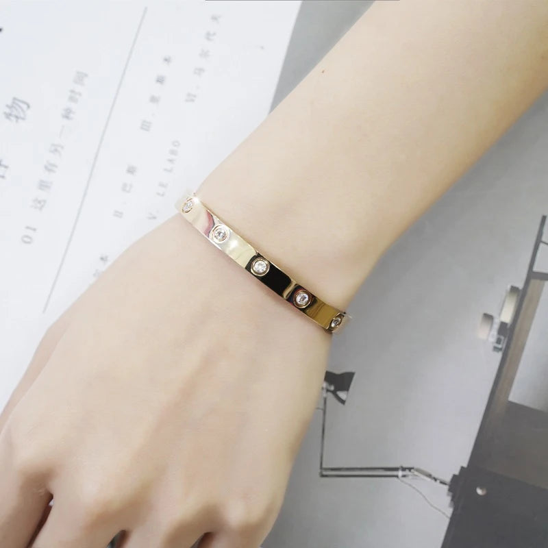 Gold Plating Lover Bracelets&Bangles for Women Rose Gold Color Luxury Stainless Steel Charming CZ Cuff Bracele