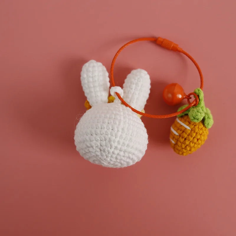 Cute Crochet Keyrings Knitting Strawberry Rabbit Doll Keychains Wholesale Creative Knit Weaved Rabbit With Carrot Keys Keyrings