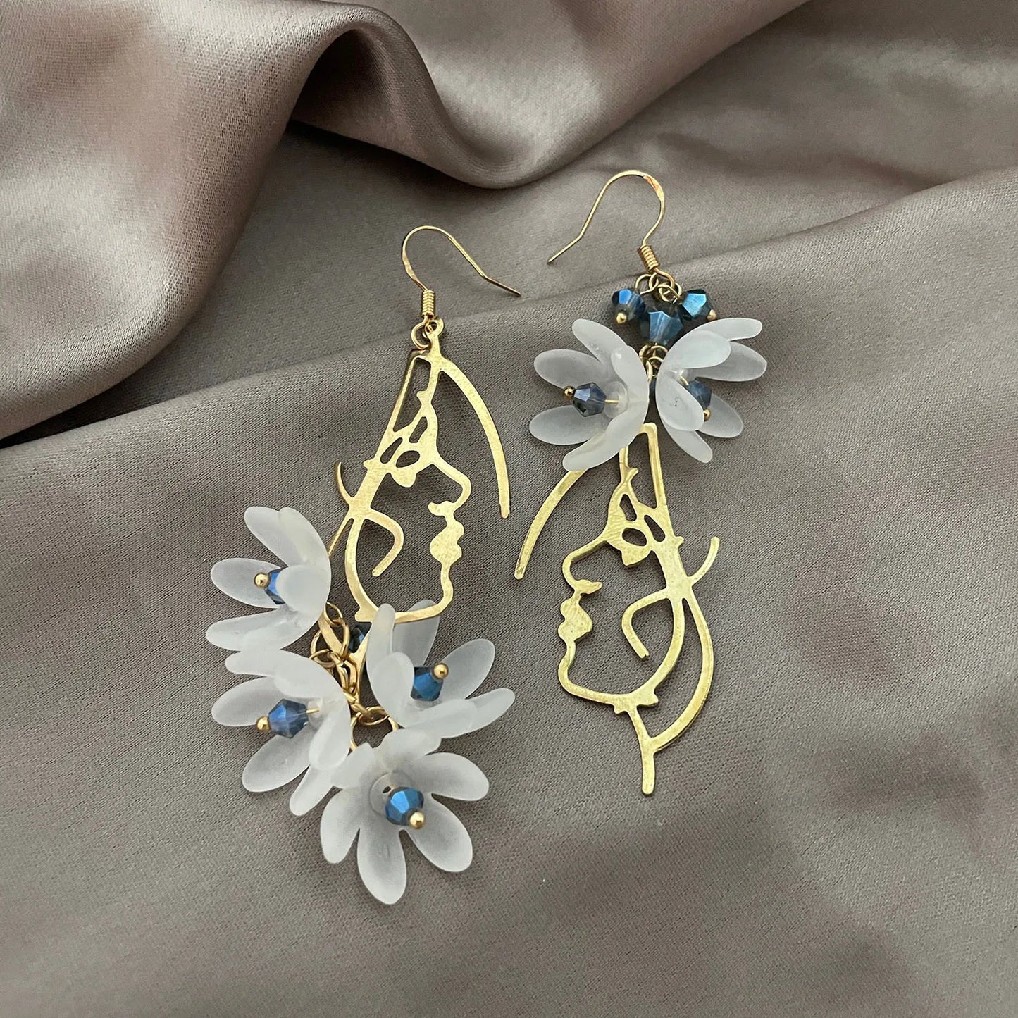 Summer Cute Green Flower Stud Earrings for Women Korean Fashion Temperament Long Tassel Asymmetrical Earring Party Jewelry Gift