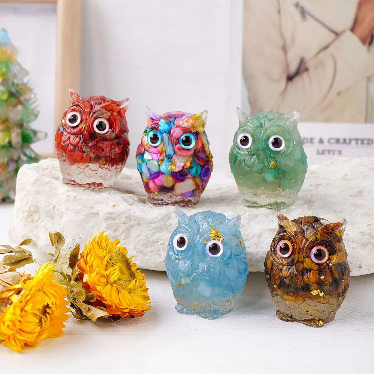 1PC Natural Crystal Macadam Owl Mini Resin Drops Cute Animal Image Reiki Healing Desktop Home Decor Crystal Crafts Small Decor