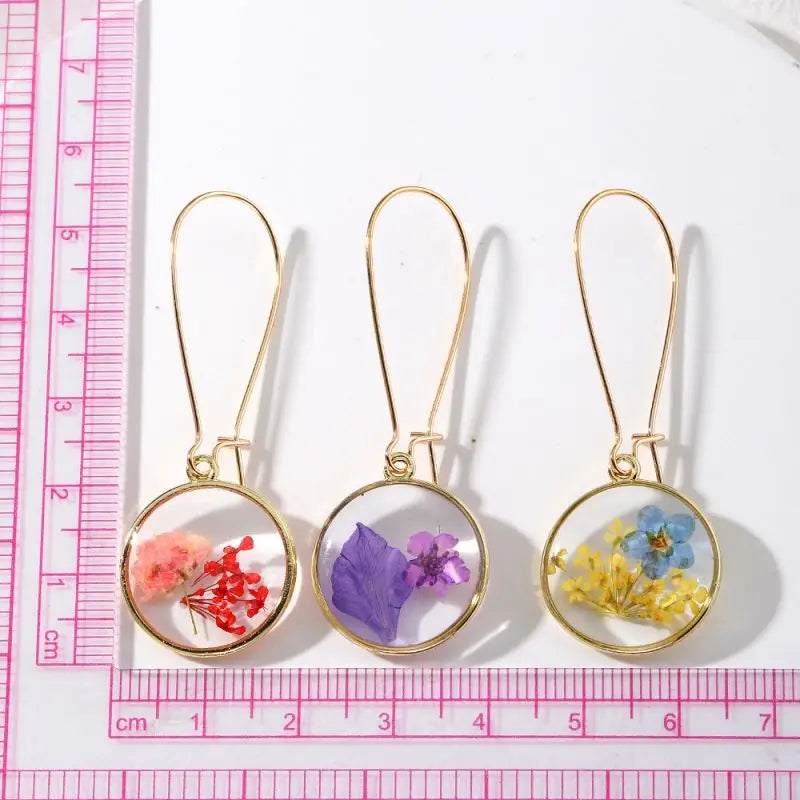Colorful Flower Hoop Earrings Women Natural Pressed Flower Dangle Earrings Unique Design Boho Style Statement Jewelry Wholeslae