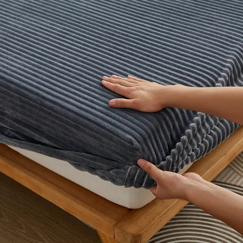 Grey Winter Warm Coral Fleece Fitted Sheet Elastic Mattress Cover Fluffy Plush King Size Bedding Home Textiles