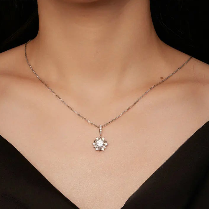 Tejesa 1 Carat Real Moissanite Star Pendant Necklace For Women 925 Sterling Silver Wedding Party Bridal Fine Jewelry