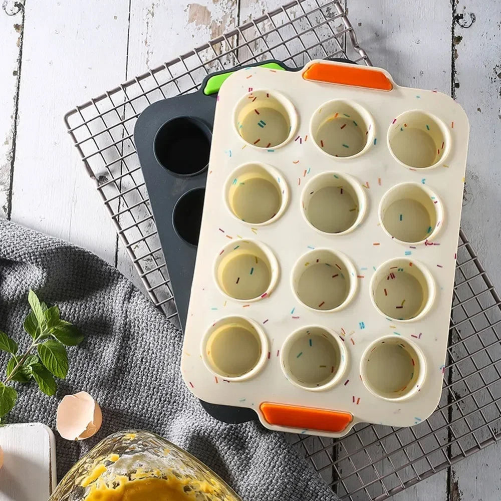Tejesa 12 Holes Silicone Cake Mold/ Muffin Cupcake Baking Pan Non Stick Pudding Fondant Muffin Baking Tray Heat Resistant Bread Mould