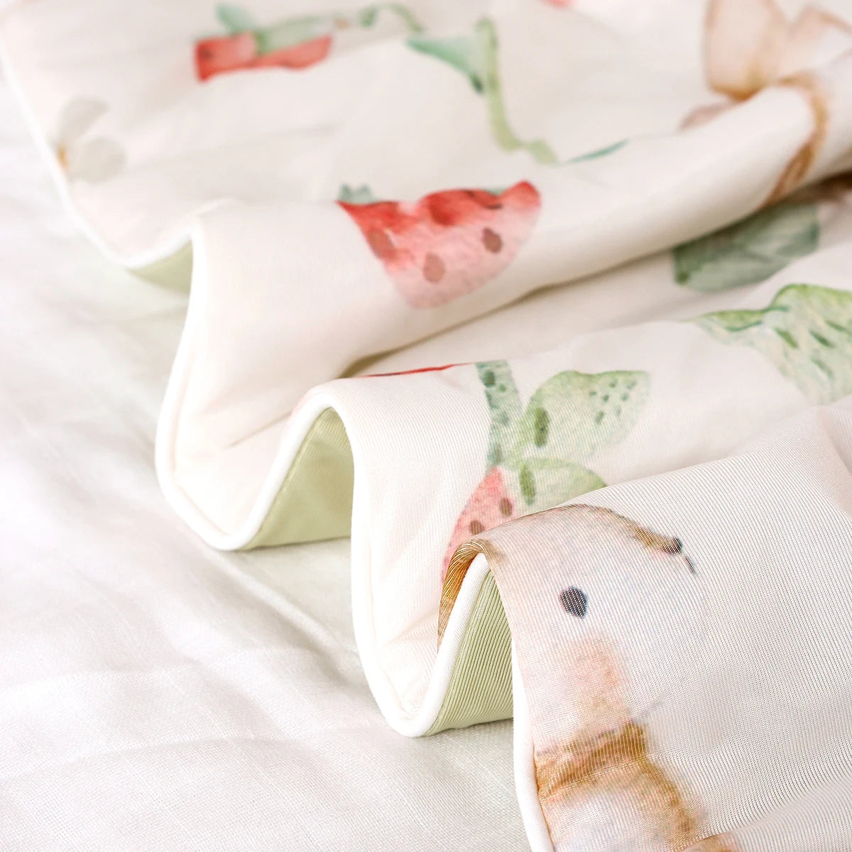 Tejesa Double Side Use Baby Cotton Padded Blanket /Breathable New born Quilt Size 110x150cm