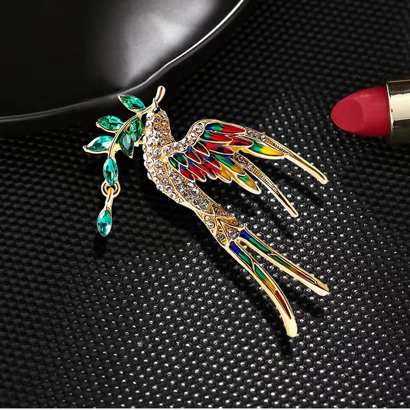Fashion Cute Flower Wreath Small Bird Brooches For Women Animal Brooch Pins Costume Coat Corsage Suit Scarf Dress Jewelry Gift
