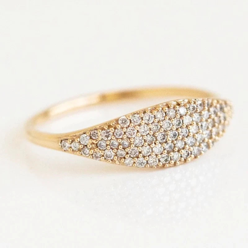 Huitan Simple Elegant Women Rings Full Bling Iced Out CZ Stone Luxury Gold Color Female Rings Wedding Party Statement Jewelry