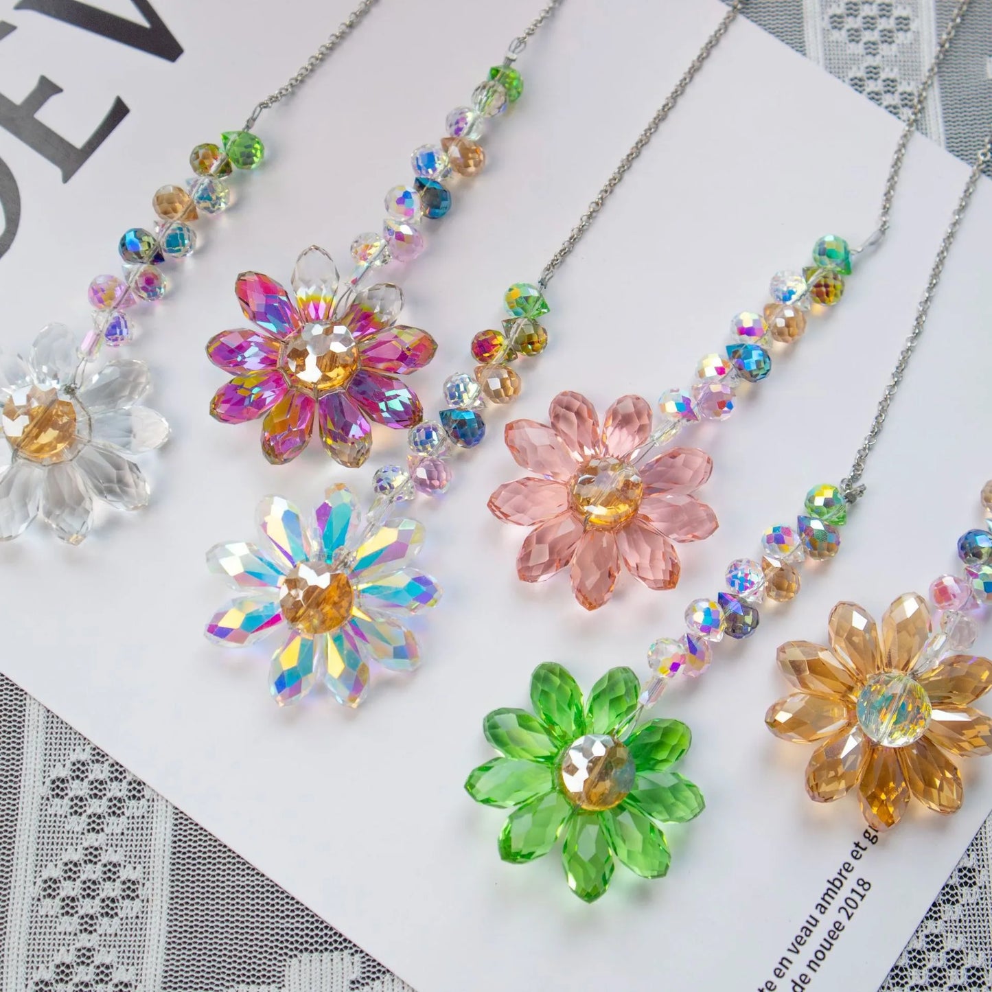 Hemasa Daisy  Crystal Sun Catcher  Window Decors Rainbow Maker Indoor Suncatcher Courtyard Garden Decoration