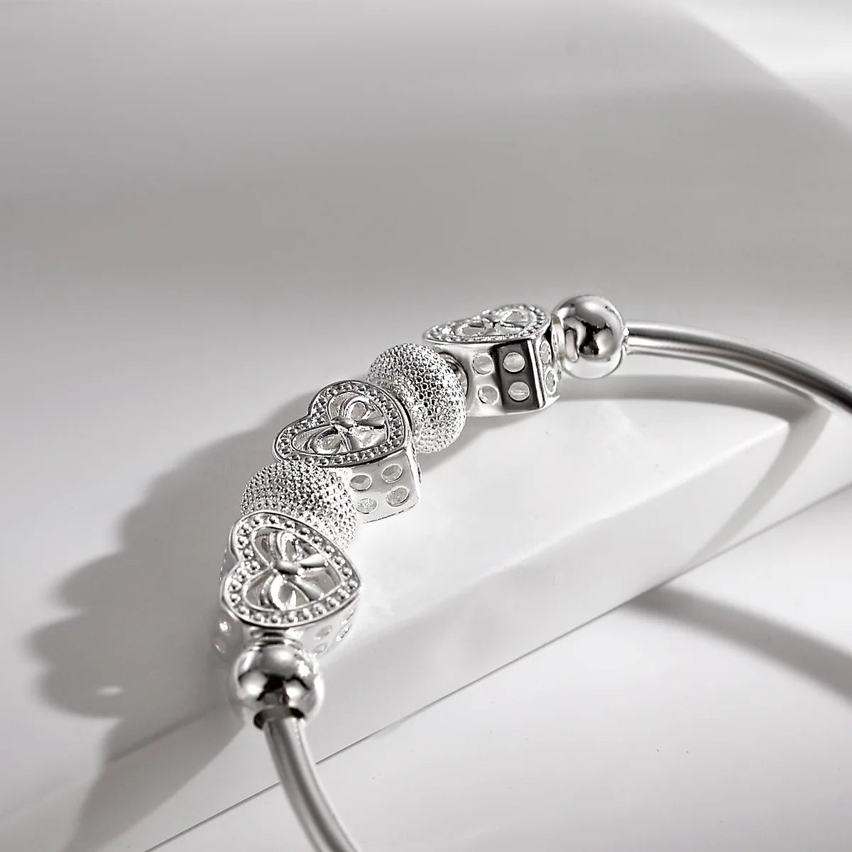Hemasa  925 Sterling silver for woman Heart Bangles For  gifts