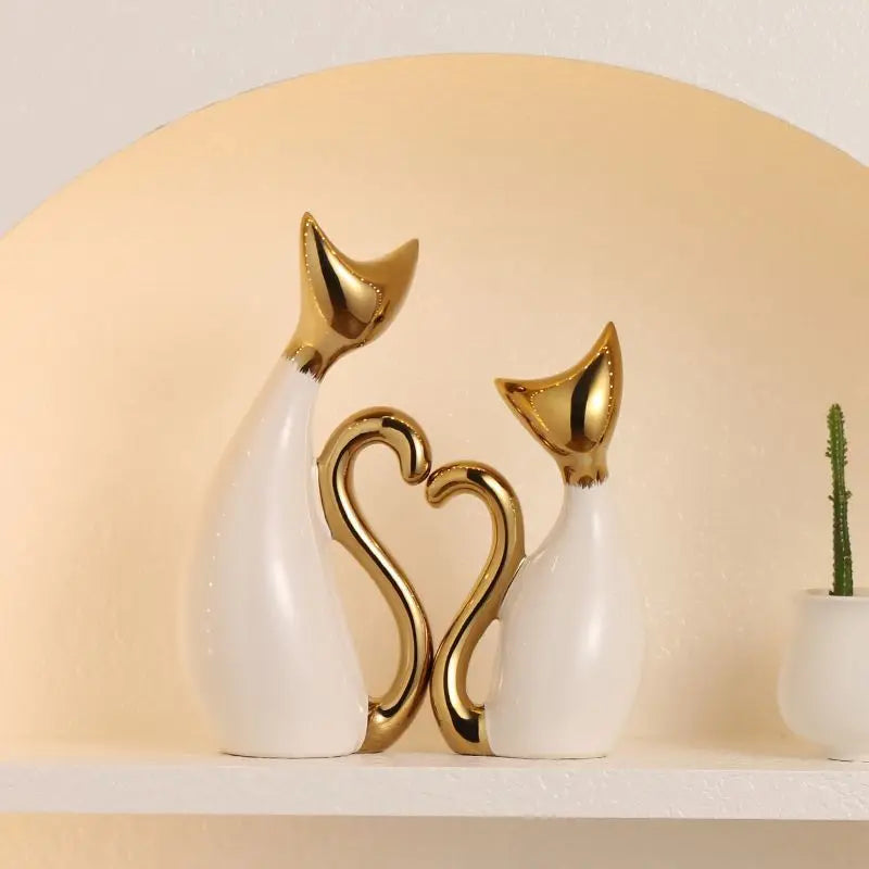Modern Cute Ceramic Cat Ornaments Office Cafe Table Sculpture Art Crafts Home Livingroom Porch Table Animal Figurines Decoration