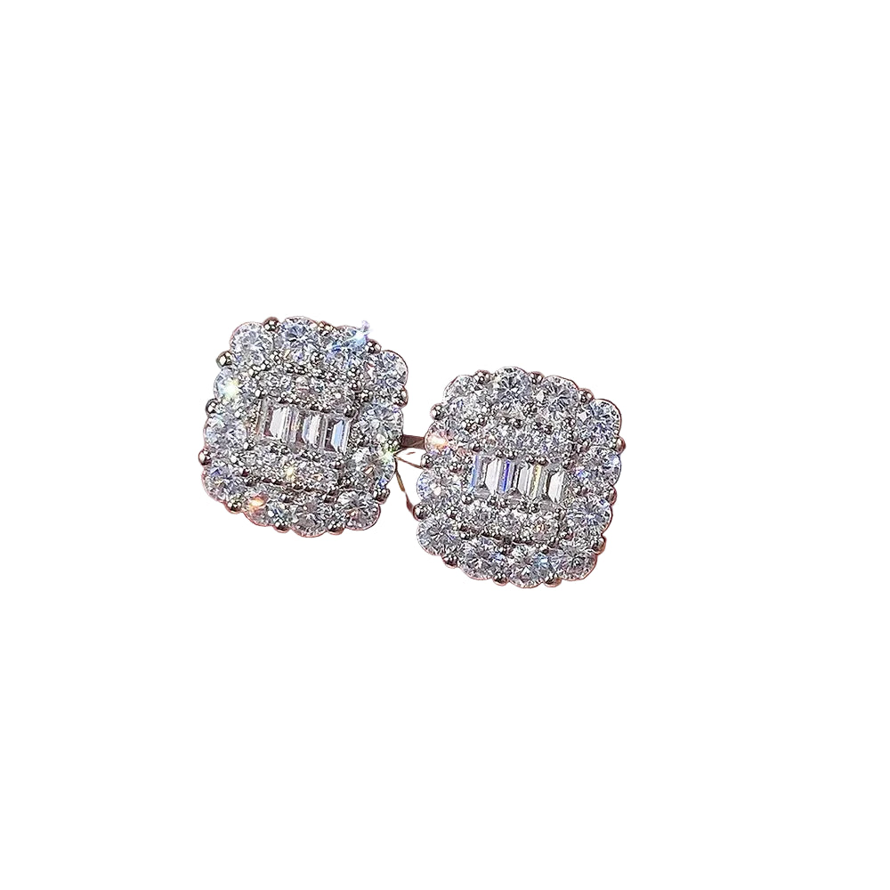 Tejesa Huitan Simple Versatile Women's Cubic Zirconia Stud Earrings Silver Color High Quality Ear Accessory Daily Wear Wedding Jewelry