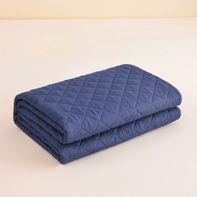 Urine Pad Quilted Bedspread Dirt-Proof Bed Protector Waterproof Dog Bed Cover Pet Blanket for Furniture Couch Cover for Dog Cat