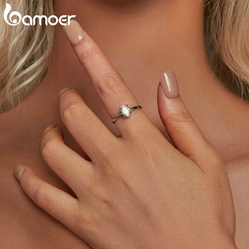 BAMOER Solitaire Moissanite Engagement Ring, 1CT D Color 925 Sterling Silver with 18K White Gold Plated Ring Gift for Women