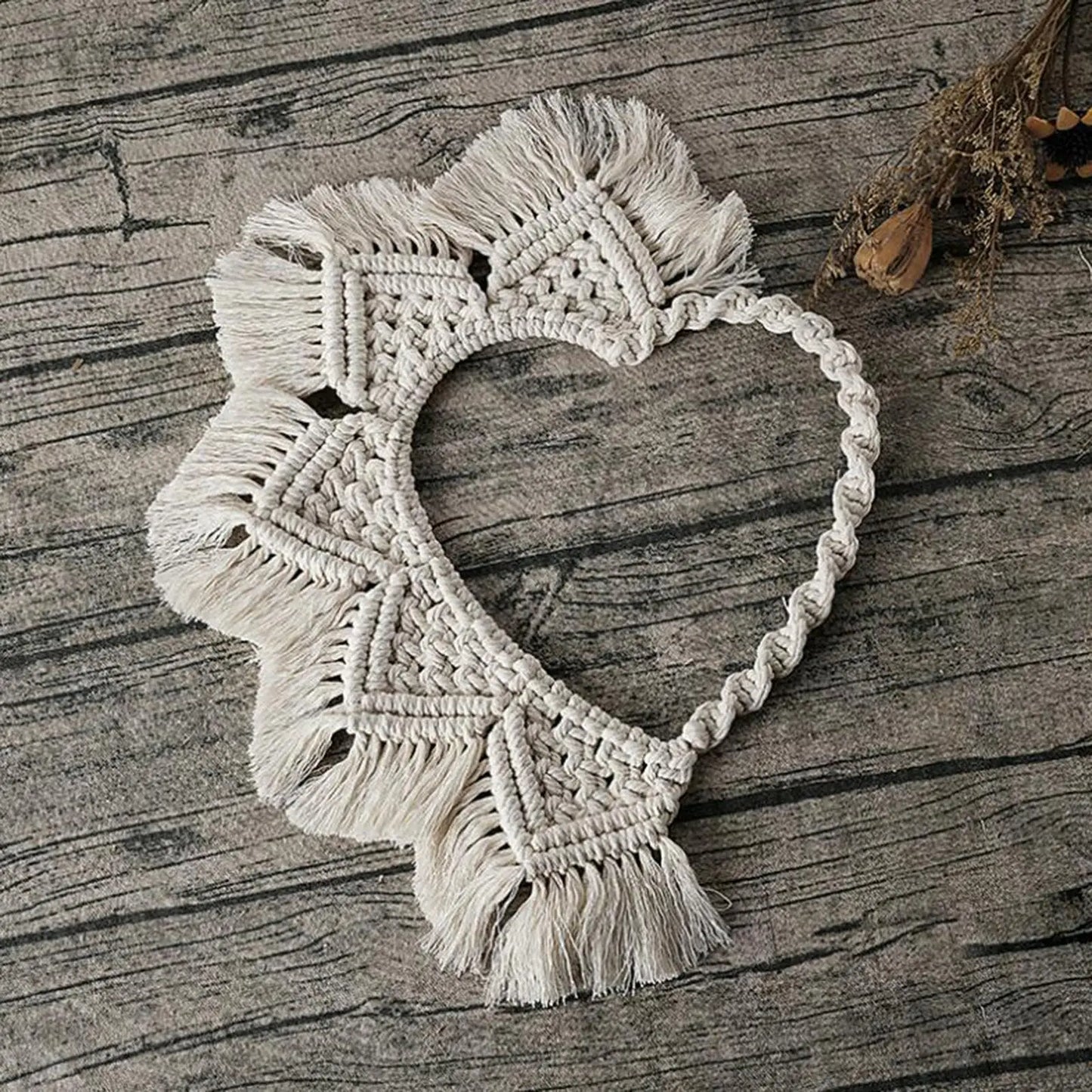 Bohemian Heart Macrame Tapestry Handwoven Fringe Dreamcatcher Wall Hanging for Dorm Living Room Background Apartment Decor
