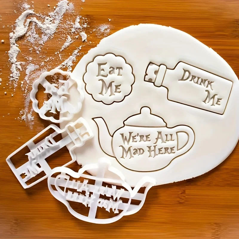 Christmas Gingerbread Cookie Cutters DIY Snowflake Santa 3D Plastic Biscuit Mold Stamp Fondant Pastry Cartoon Baking Supplies