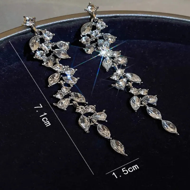 Hemasa  Long Earrings with Diamond Leaves and Tassels Elegant Temperament Premium Earrings