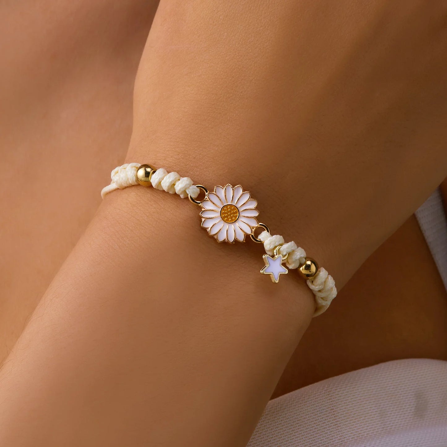 Hemasa Boho Handmade Star Flower Daisy Bracelet for Girl /Women/ Strap Rope Bracelet