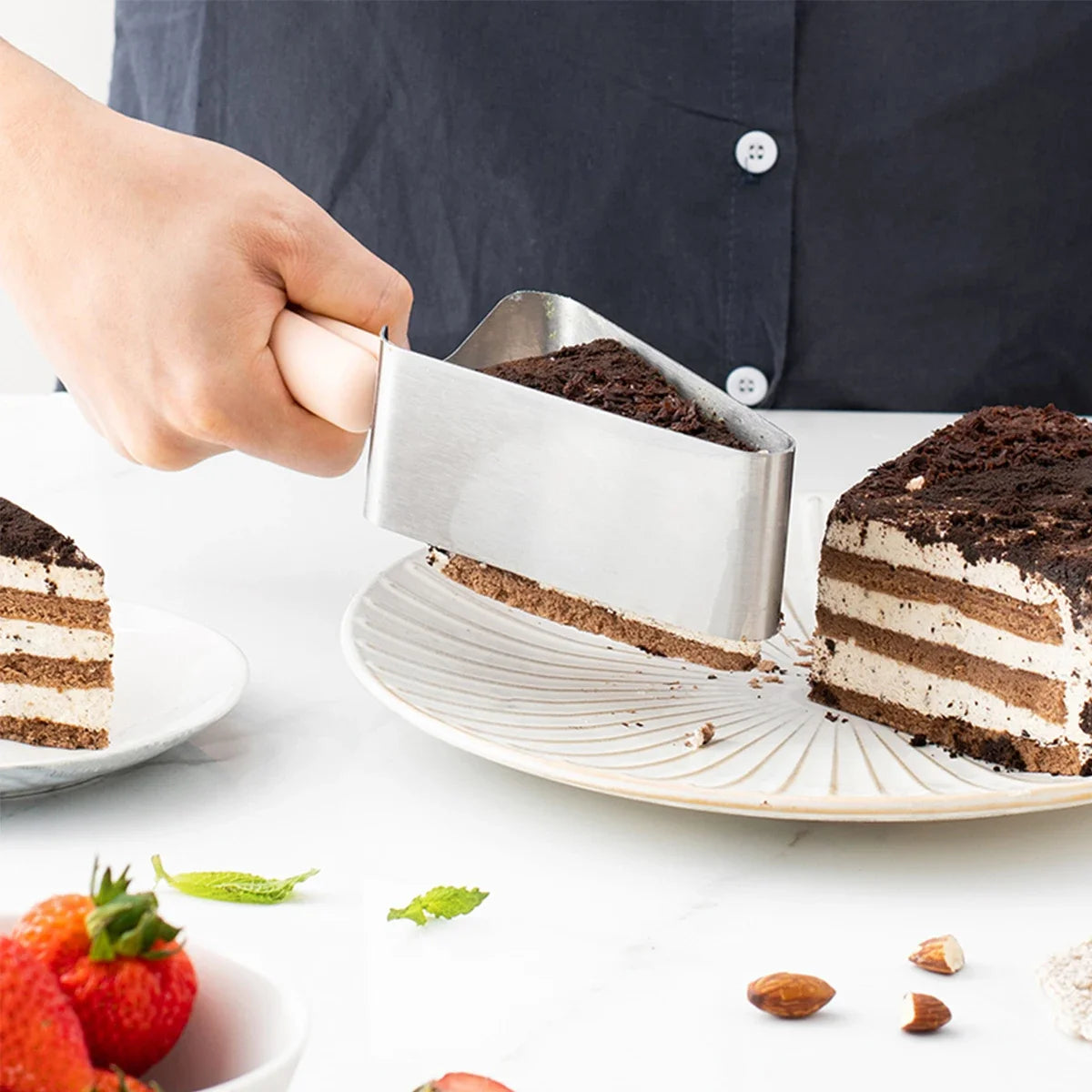 Hemasa Stainless Steel Cake Slicer Cake Cutter with Anti-slip Handle Adjustable Triangular Cake Gripper