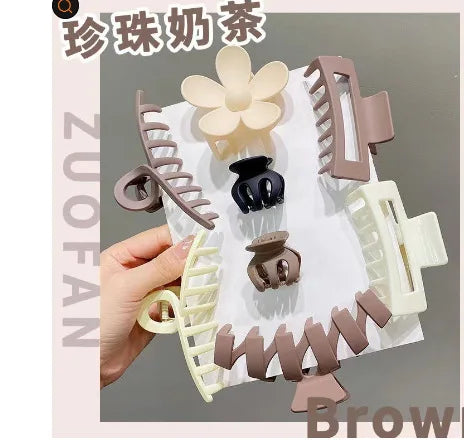 Colorful Shark Hair Claw Set Simple Female Hair Accessories Elegant Pearl Natural Fresh Sweet Style for All Ages And Occasions