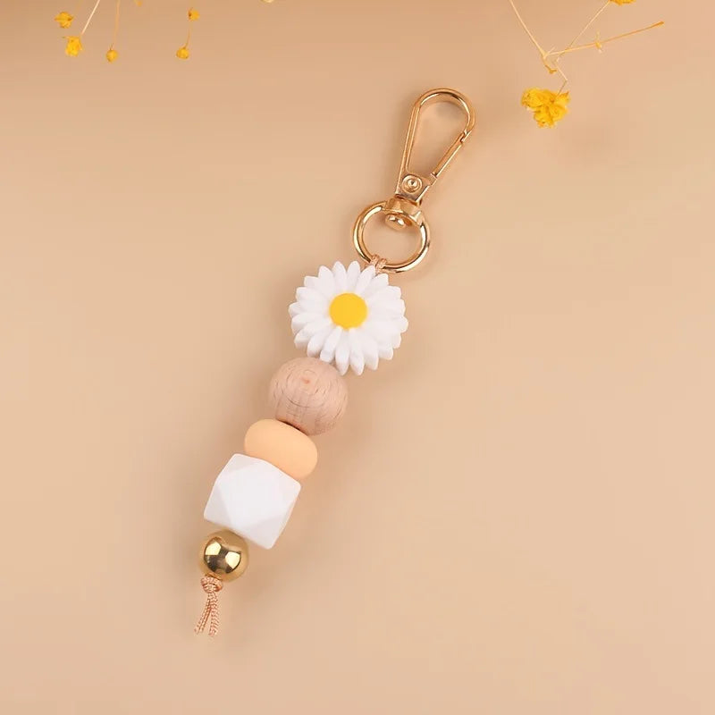 Daisy Silicone Beaded Keychain Handmade Wood Beads Key Chains For Women Girls Car Bag Pendant Key Accessories Keyring Gift