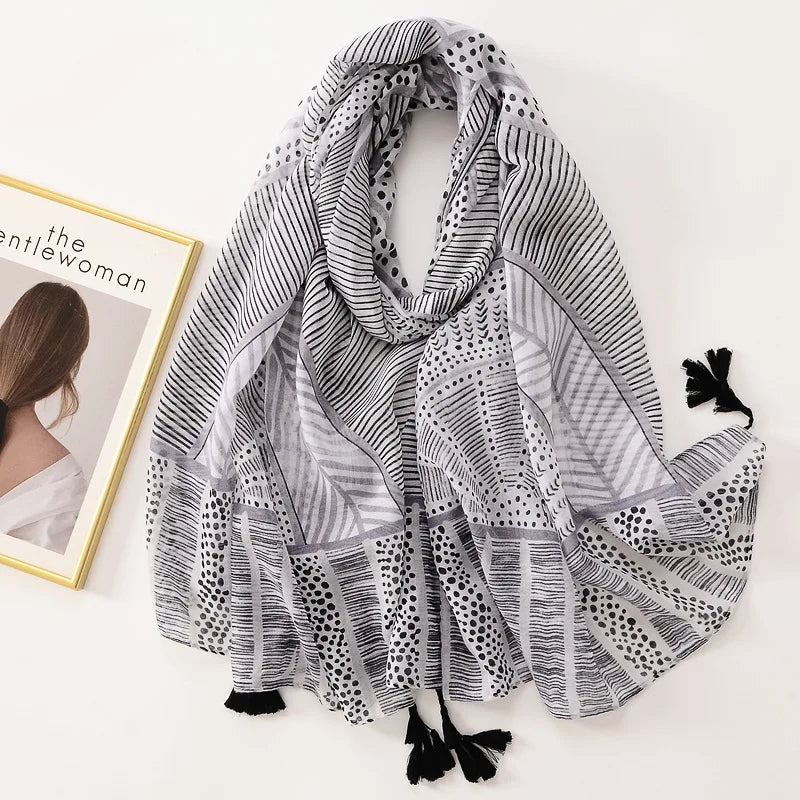 Tejesa Woman Shawl Fashion Design Tassel Cotton Scarf  /Floral Print Ladies Scarves
